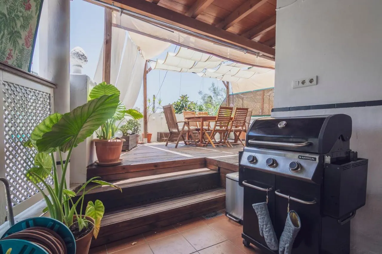 The New Gurami Beach House رينكون ذي لا مْبيكتوري 0*,  إسبانيا